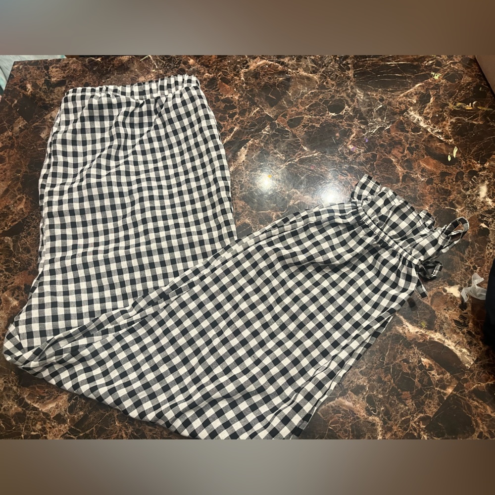 Size XL maternity plaid pants